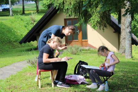 24 Mali likovni tabor, foto JSKD OI Trebnje (22)